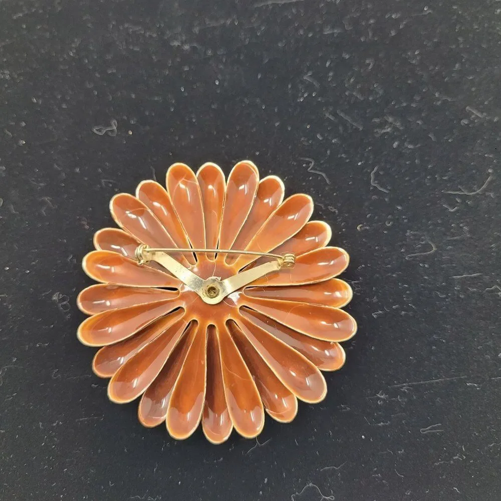 Vintage 60s‎ Brown Orange Enamel Flower Brooch Pin Mid-Century Mod Sunflower Lg